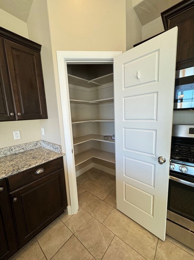 Building Photo - Beautiful 3 Bedroom Home - Casitas at Sienna Hills