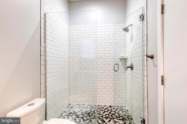 Building Photo - 632 E Fort Ave