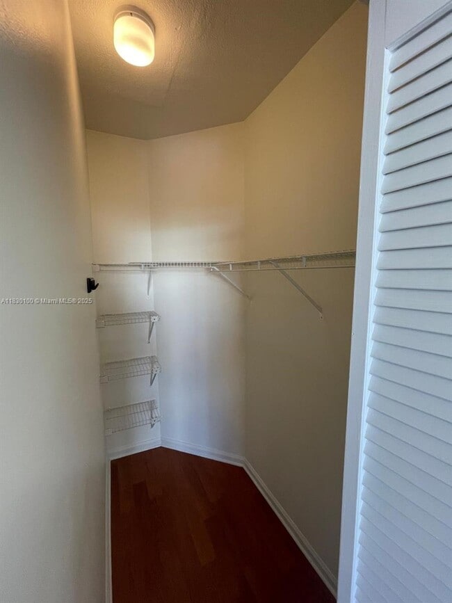 Building Photo - 1280 S Alhambra Cir