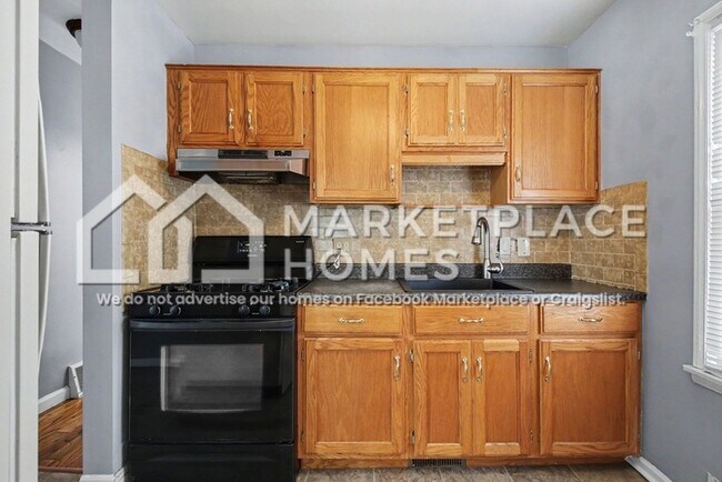 Building Photo - 1130 21st St