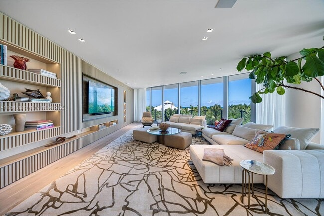 Building Photo - 1 Collins Ave