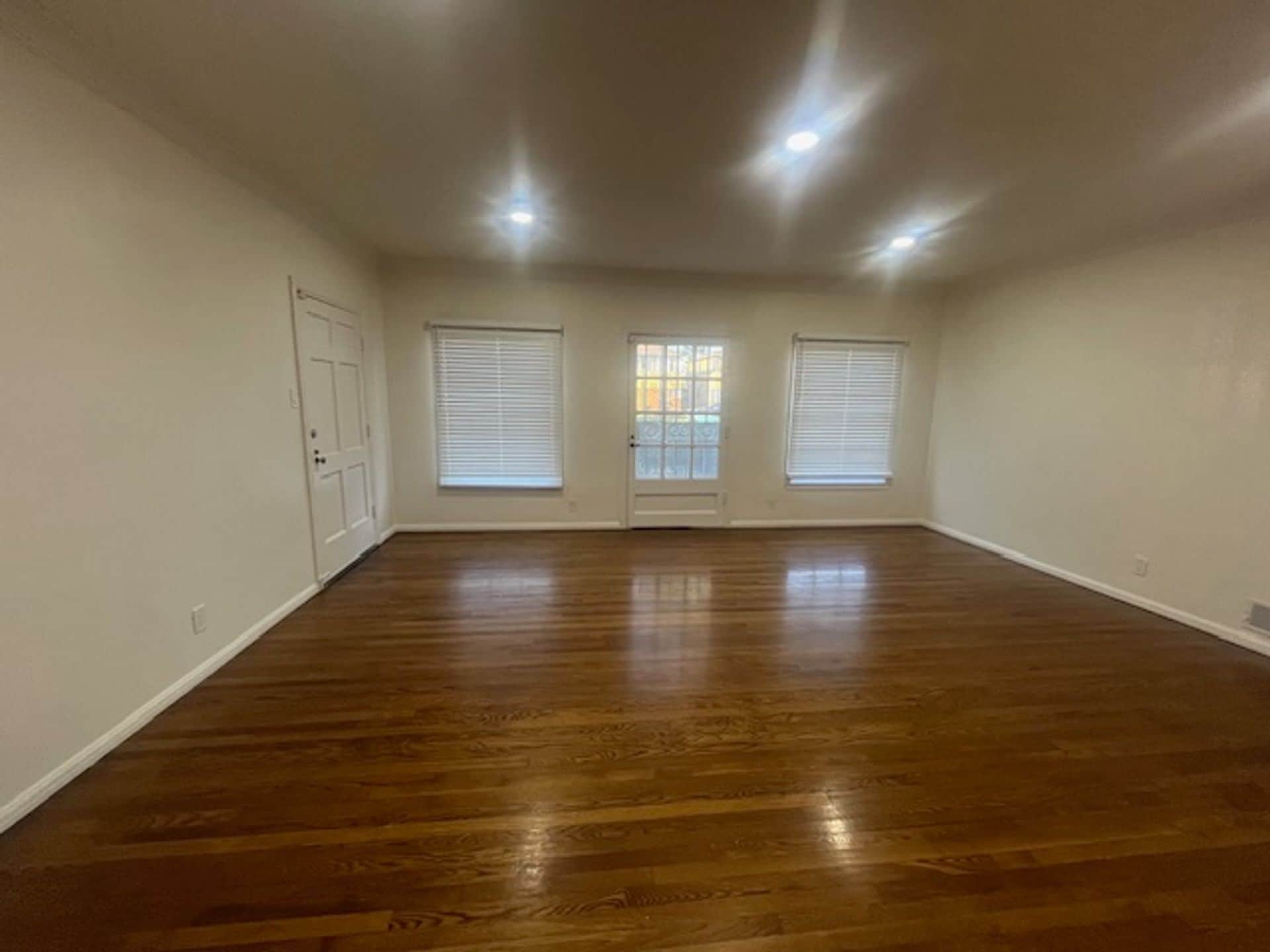 Building Photo - 740 E Carson St