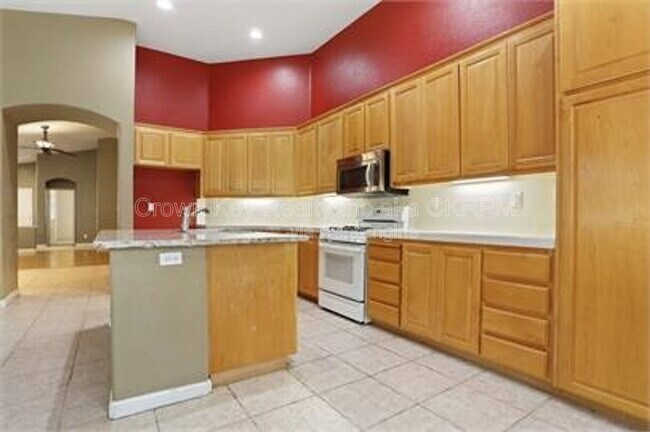Building Photo - 1844 Oswego Ct
