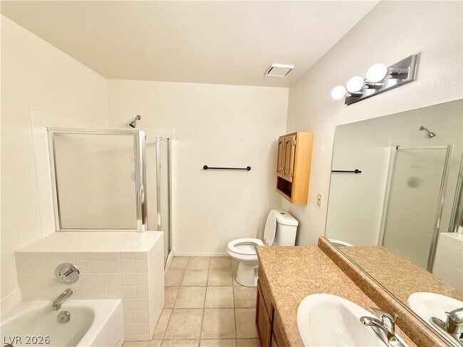 Building Photo - 1081 Pluto St