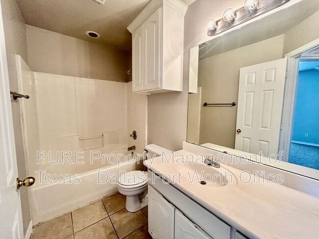 Building Photo - 4008 Cottage Park Ct