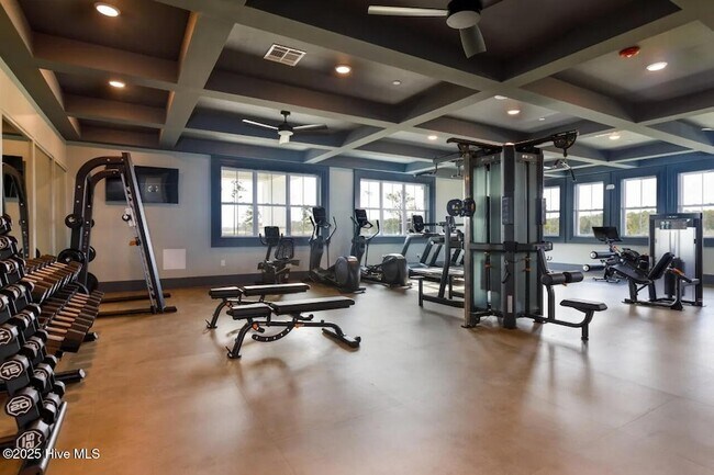 Building Photo - 4568 Tides Wy