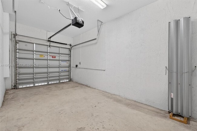 Building Photo - 2619 SE 11th St