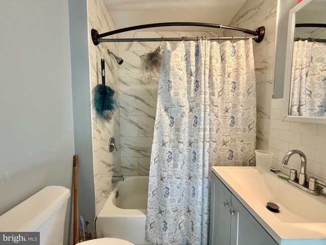 Building Photo - 128 Columbus Ave