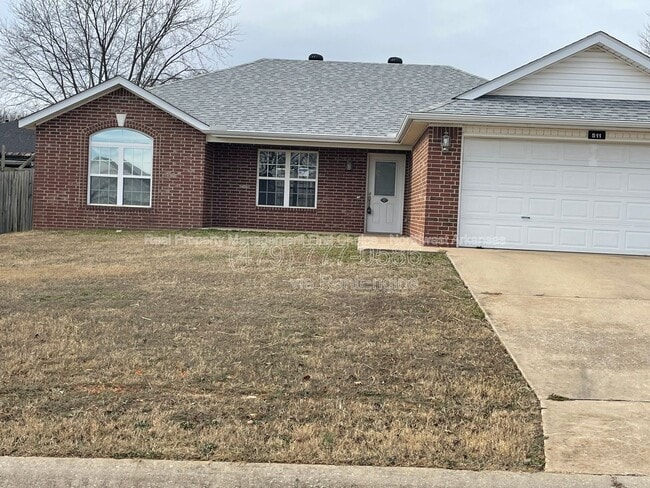 Building Photo - 511 Brookfield Dr