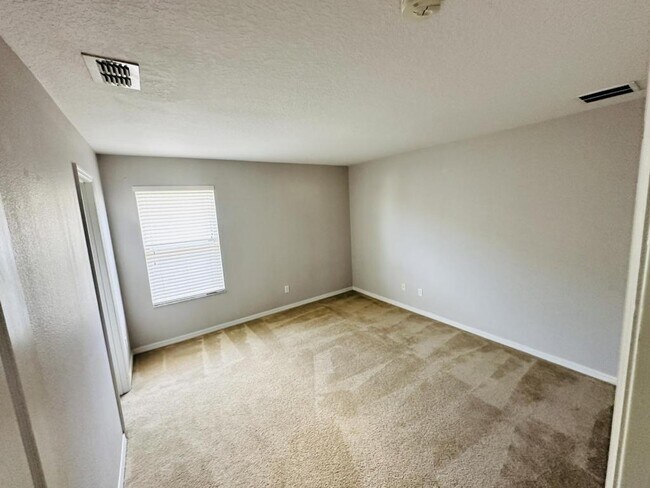 Building Photo - 13828 Chihuly Ct
