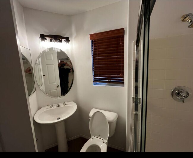 Building Photo - 3bed 3bath w/Pool La Quinta House for rent