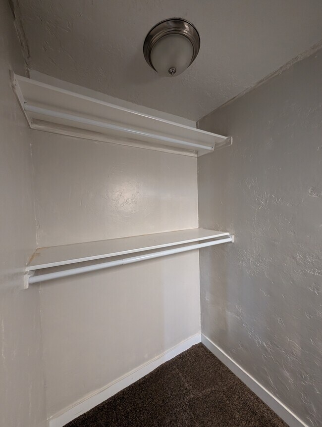 Building Photo - 228 W 100 N