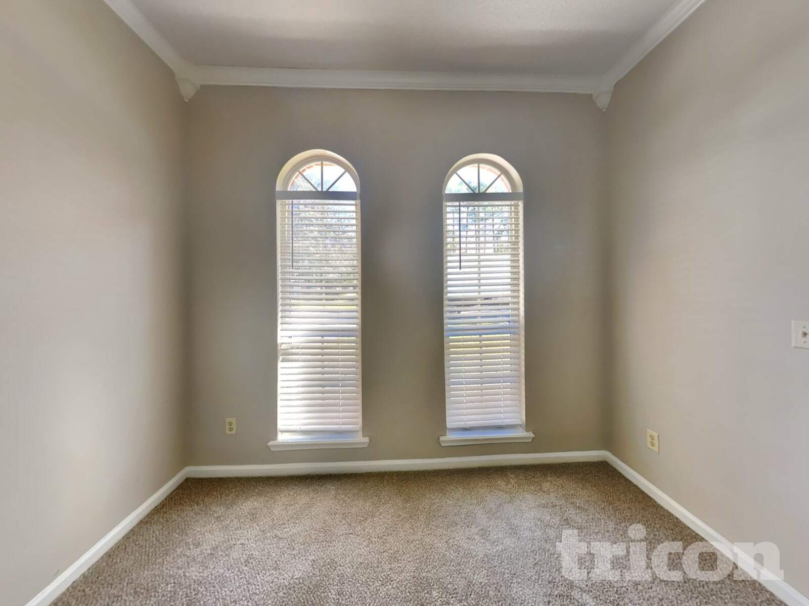 Building Photo - 4399 Princess Labeth Ct W