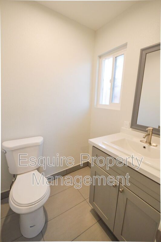 Building Photo - 5440 S J St