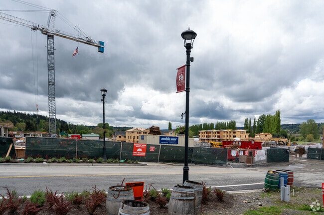 Building Photo - Alexan Woodinville