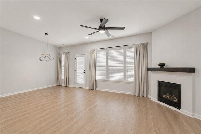 Building Photo - 1339 Endicott Ct