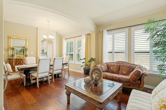 Building Photo - GORGEOUS 5-BEDROOM IN TRIANA SUBDIVISION
