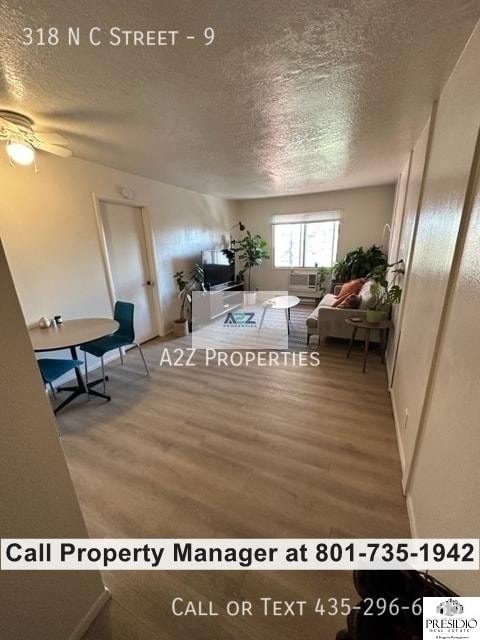 Building Photo - 318 N Center St