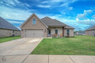 Building Photo - 447 N Lost River Dr