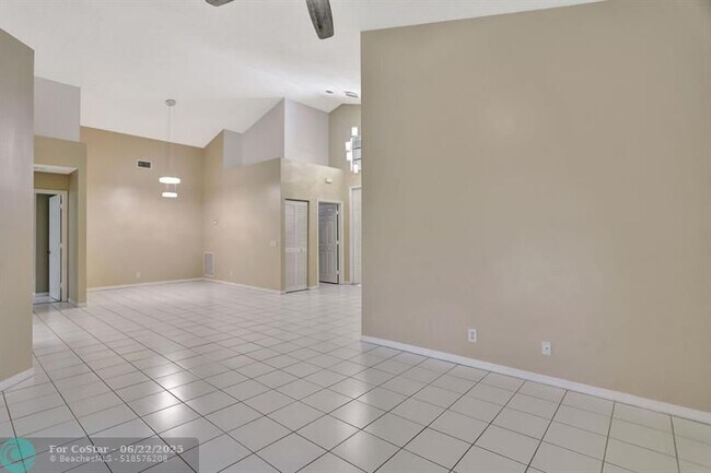 Building Photo - 6455 NW 78th Dr