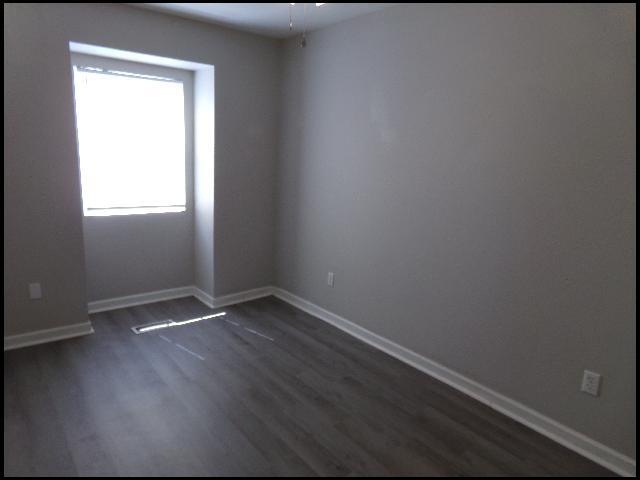 Building Photo - 101 Ellis Dr
