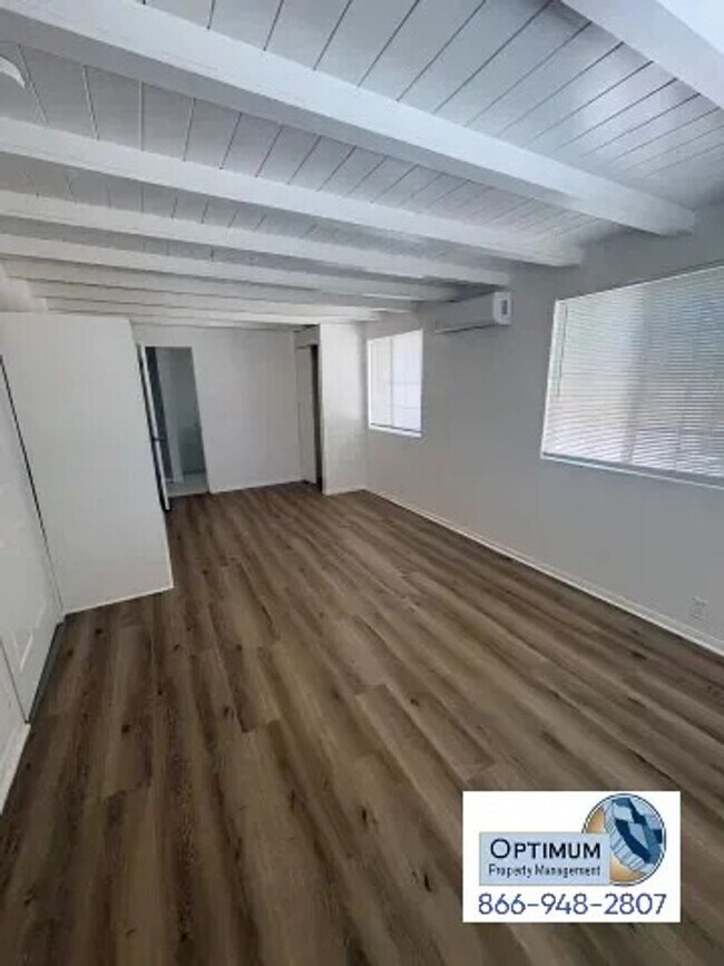 Building Photo - 13851 Pawnee Rd