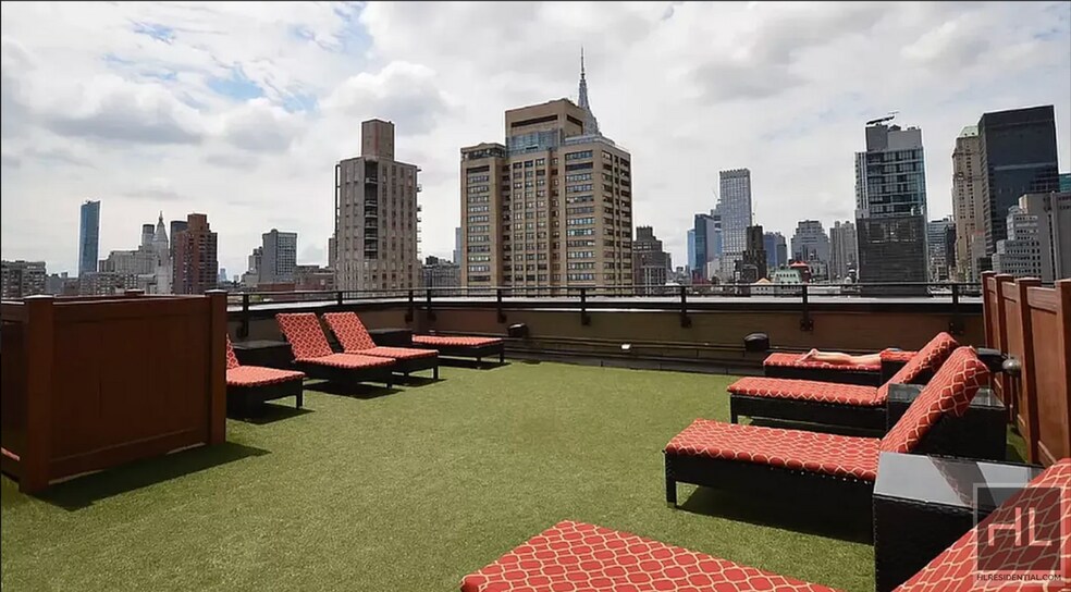 Building Photo - East 39th Street