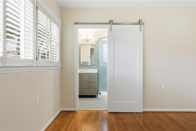 Building Photo - 3302 Wynn Dr