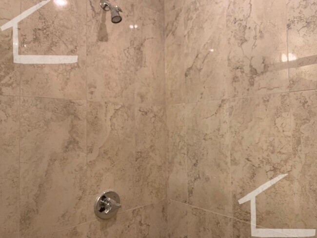 Building Photo - New Building, In-Unit Washer and Dryer, Central Heat/AC, Elevator, Parking for Rent