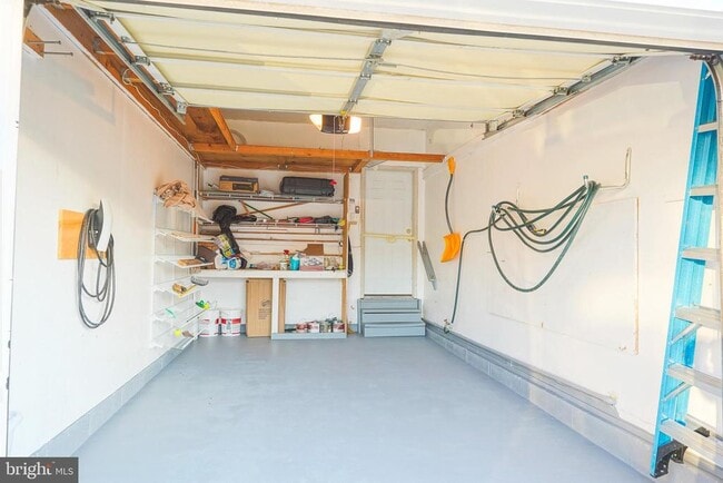 Building Photo - 443 Tuvira Ln