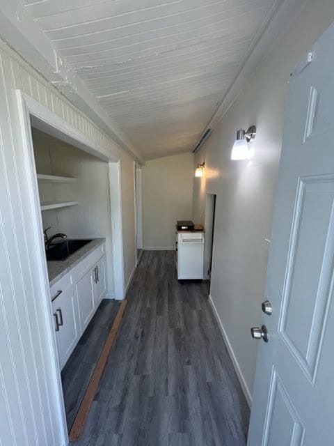 Building Photo - 2376 Case Ln