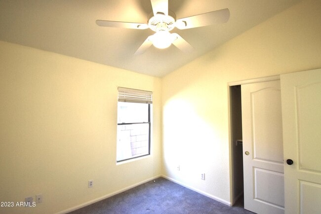 Building Photo - 10230 W Country Club Trail