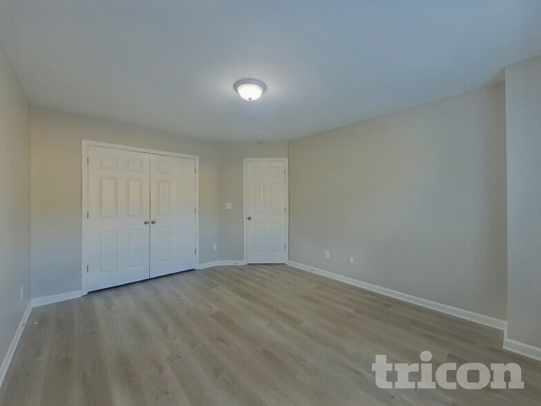 Building Photo - 123 Emily Crest Lane