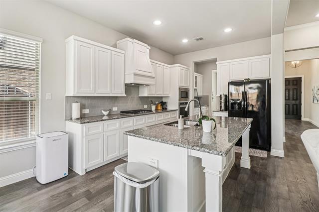 Building Photo - 1006 Foxhall Dr