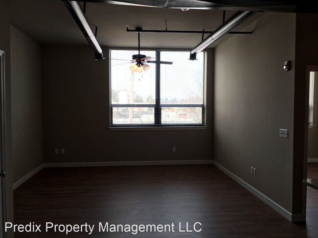 Building Photo - 20 Sigsbee Ave