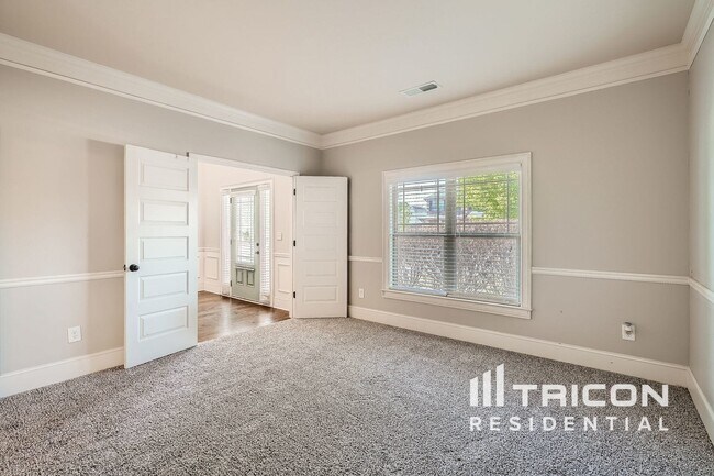Building Photo - 1060 Del Mar Club Dr