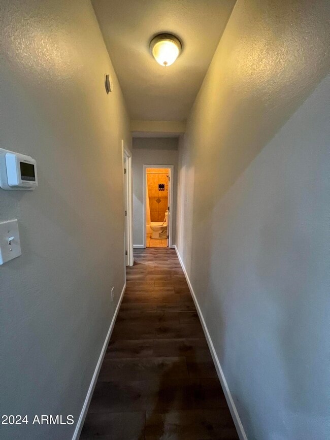 Building Photo - 1106 E Taylor St