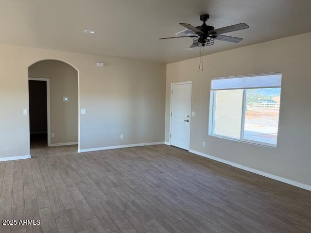 Building Photo - 408 E Birch St