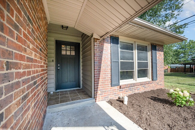 Building Photo - 2286 Alexandria Dr