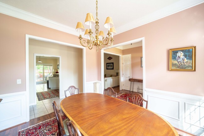 Building Photo - 35 Bridle Ct