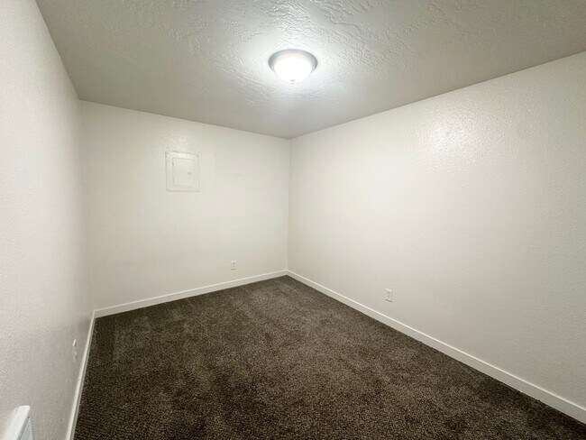 Building Photo - 218 N Michigan Ave