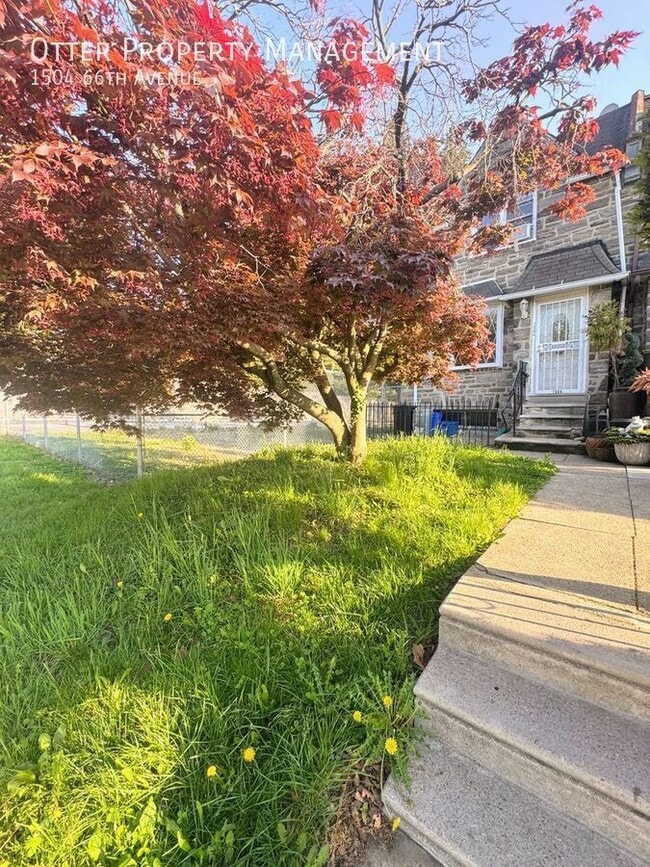 Building Photo - 1504 66th Ave