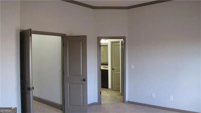 Building Photo - 6556 Bennington Bluff Ct