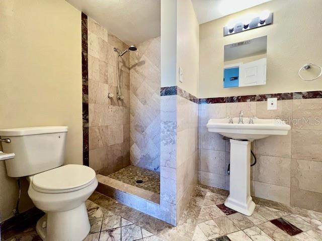 Building Photo - 3717 Cedarwood Dr