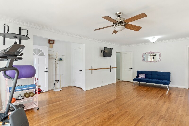 Building Photo - 1429 Ellsmere Ave