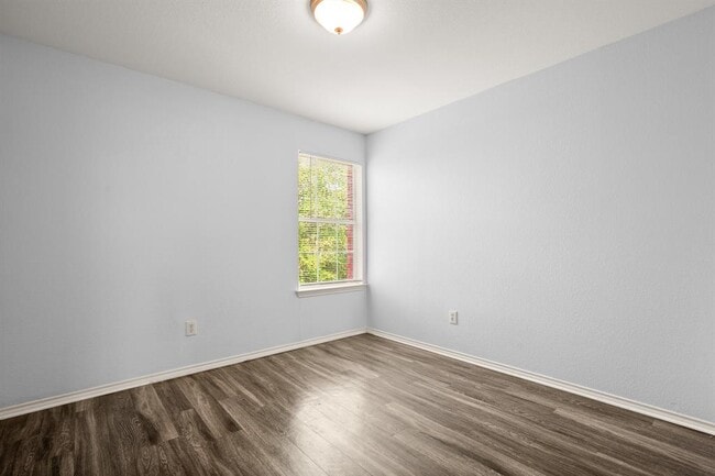 Building Photo - 13400 Gilwell Dr