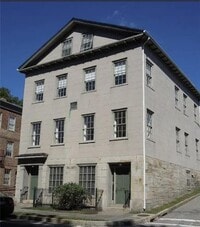 Building Photo - 237 N Main St