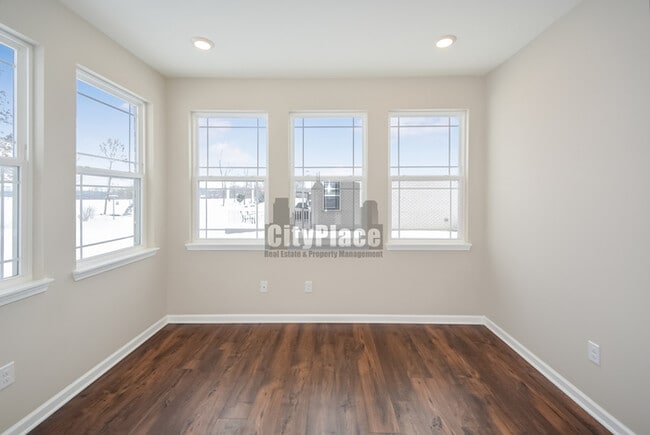 Building Photo - 1723 S Centennial Ave