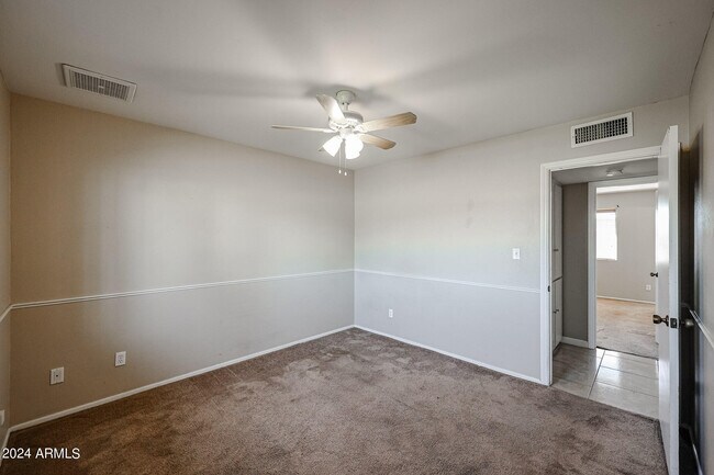 Building Photo - 3715 W Yucca St