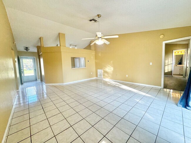 Building Photo - 3511 Majesty Loop